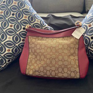 Lexy Shoulder Bag in Signature Jacquard